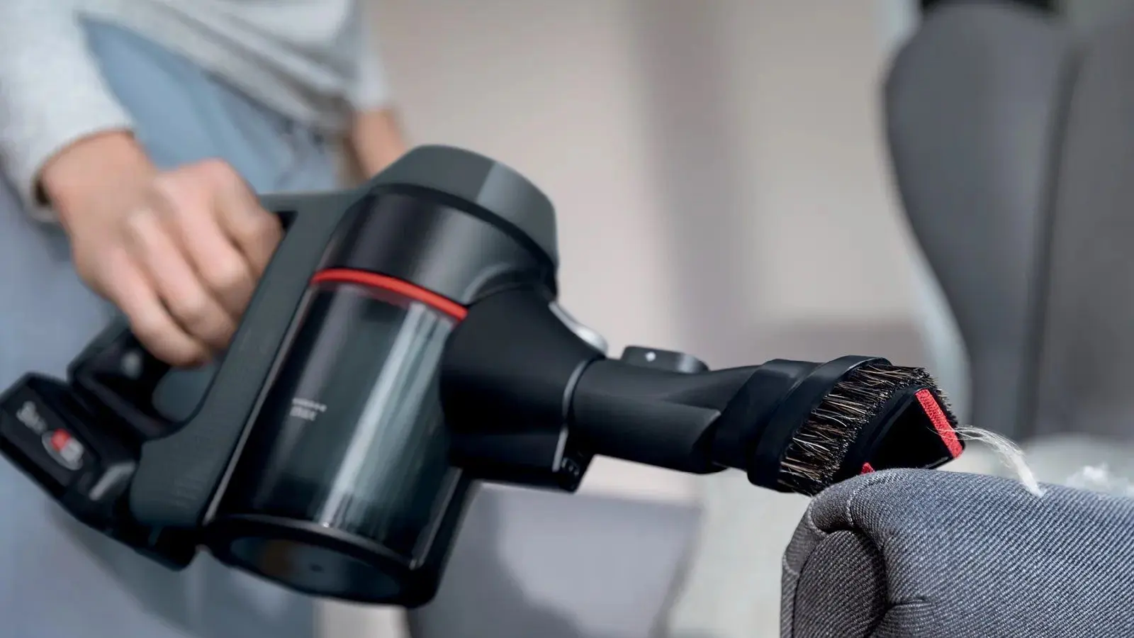 Вертикальный пылесос Bosch Unlimited 7 BCS711A (Graphite) - 11