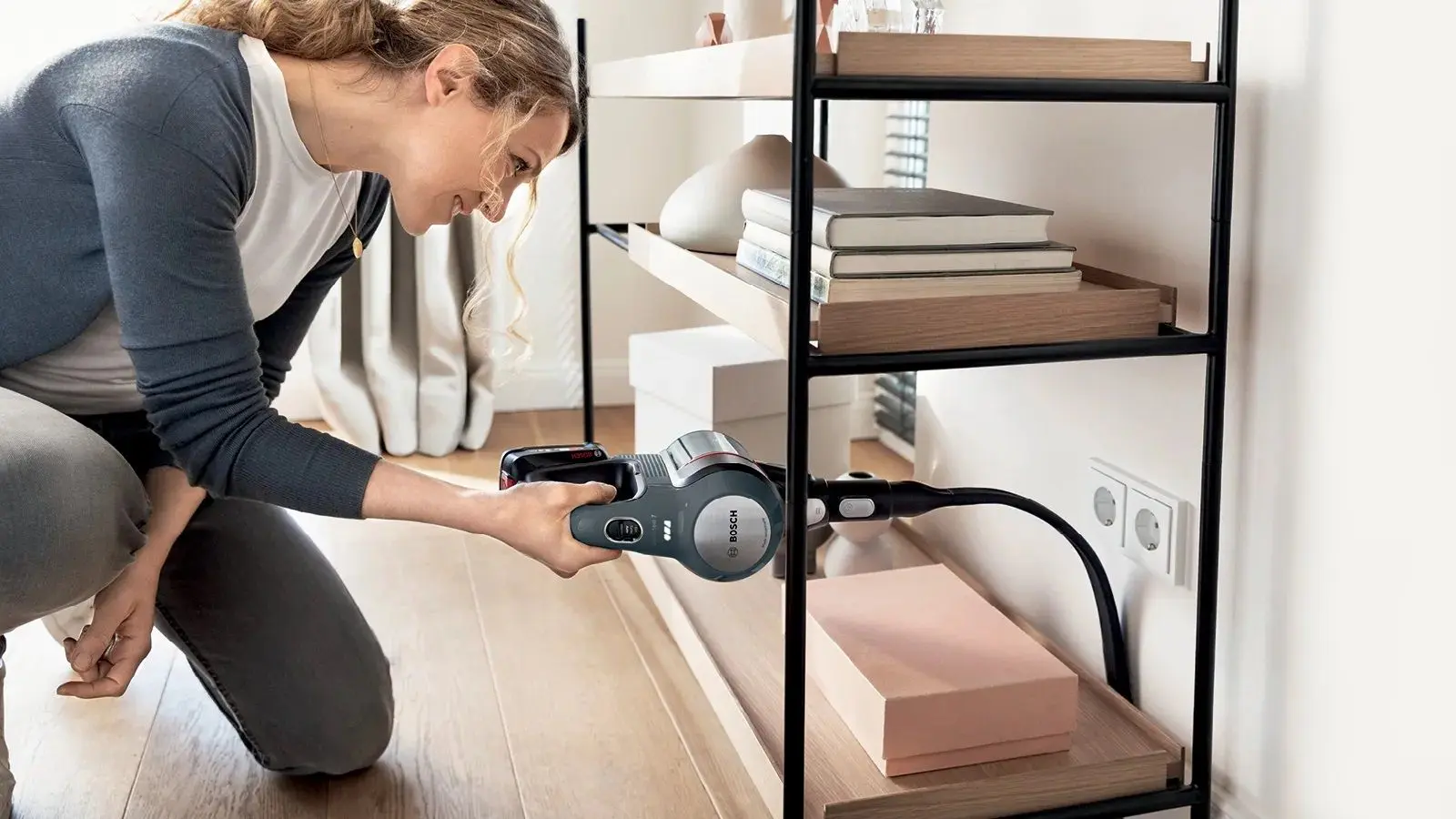 Вертикальный пылесос Bosch Unlimited 7 BCS711A (Graphite) - 10