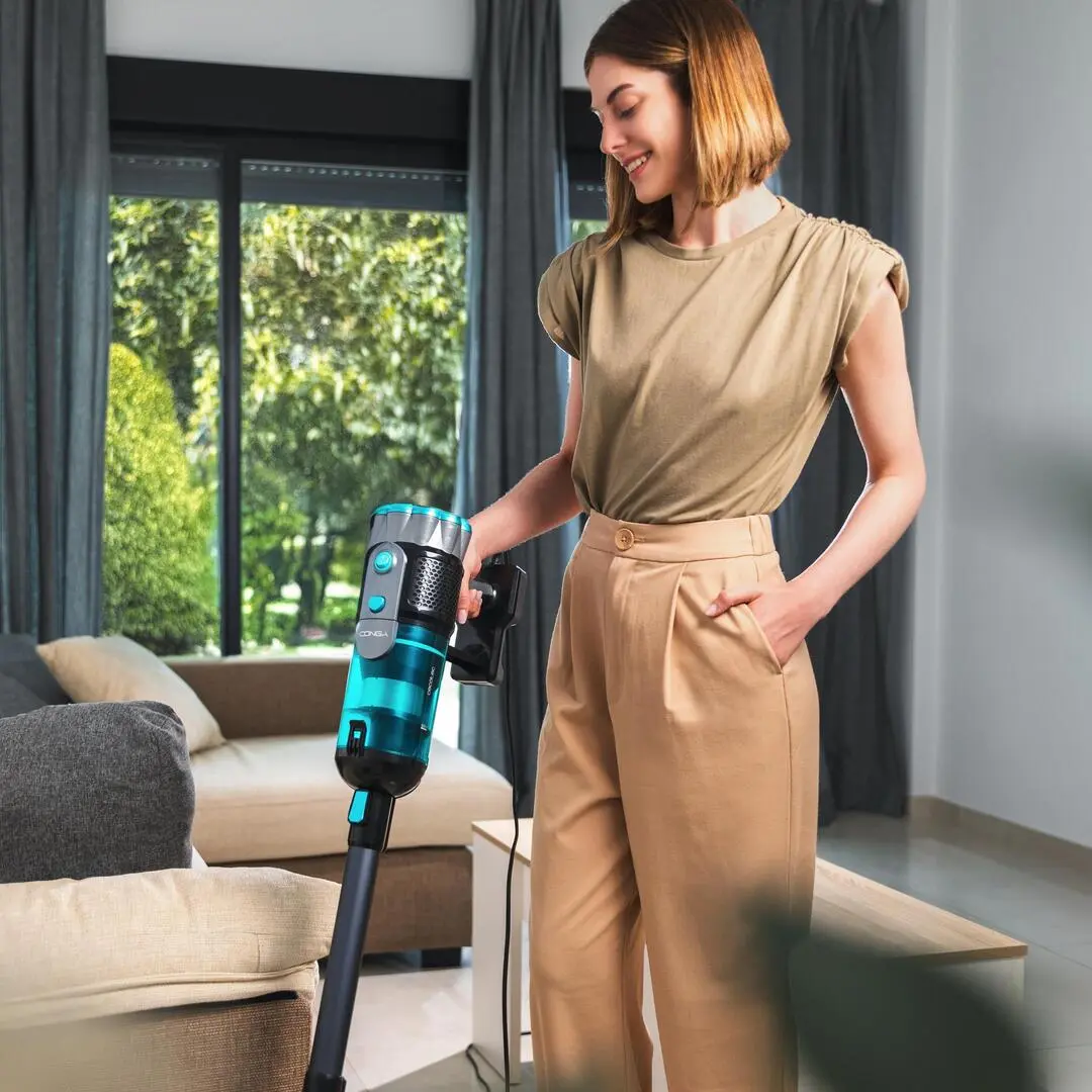 Вертикальный пылесос Cecotec Conga 700 PowerHead (Black/Blue)