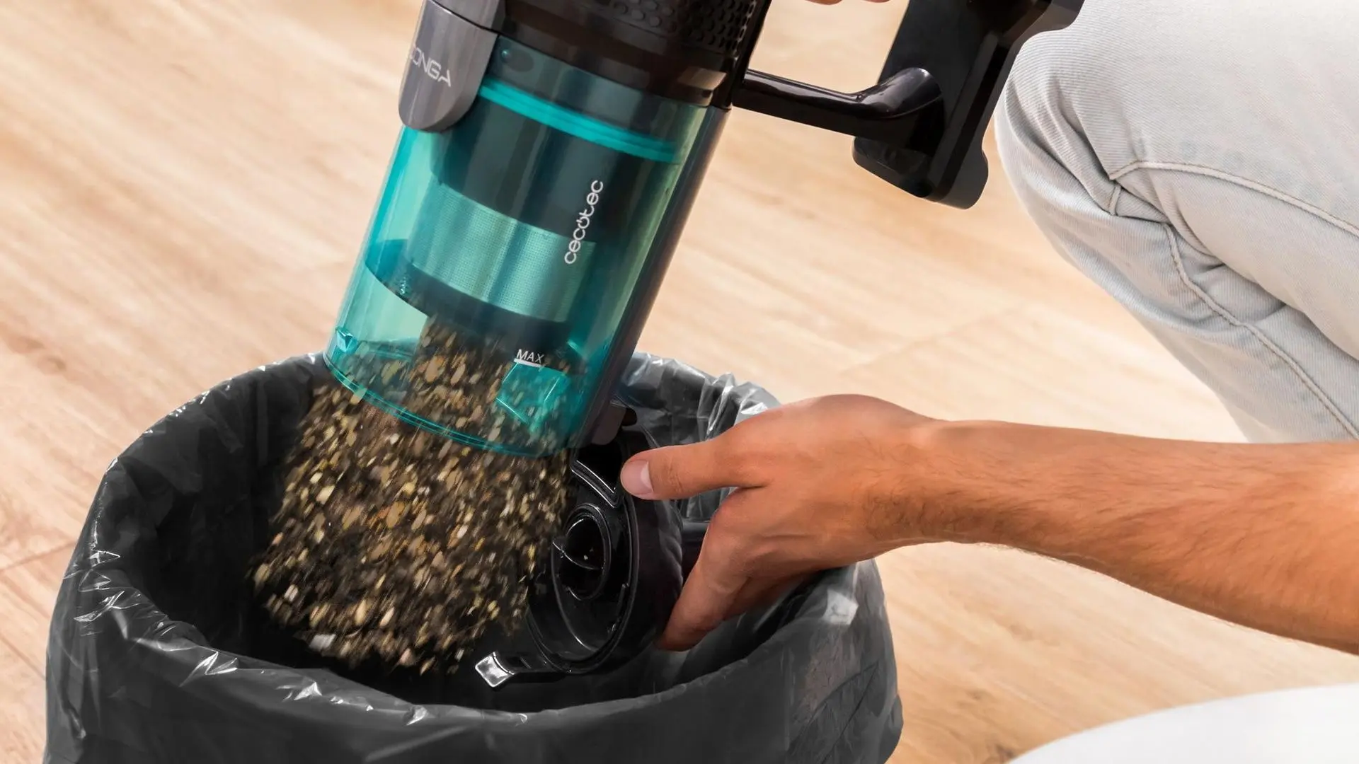 Aspirator vertical Cecotec Conga PopStar 600 Vital (Black/Blue)