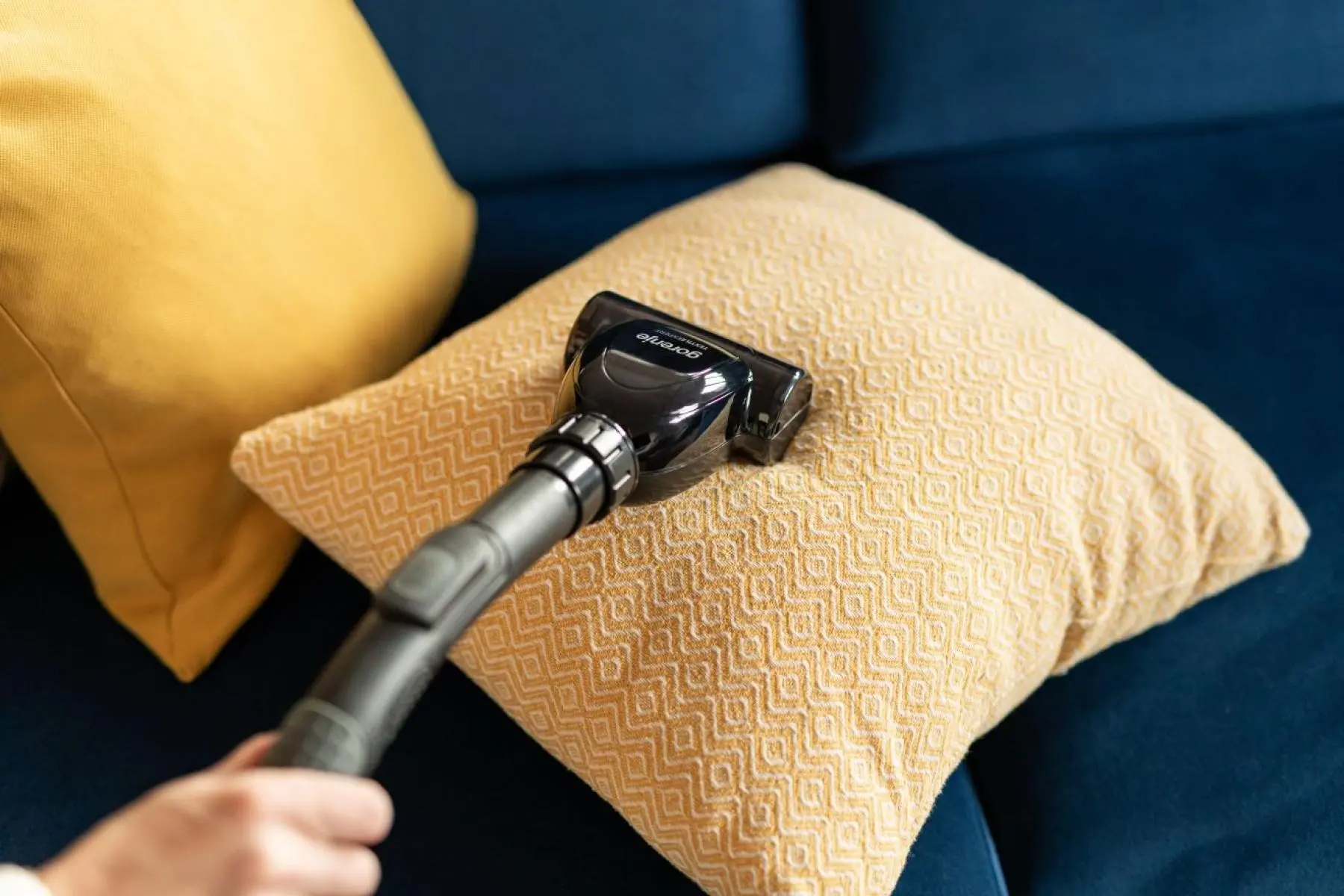 Пылесос Gorenje VCE08GAPGOCY (Brown/Black)