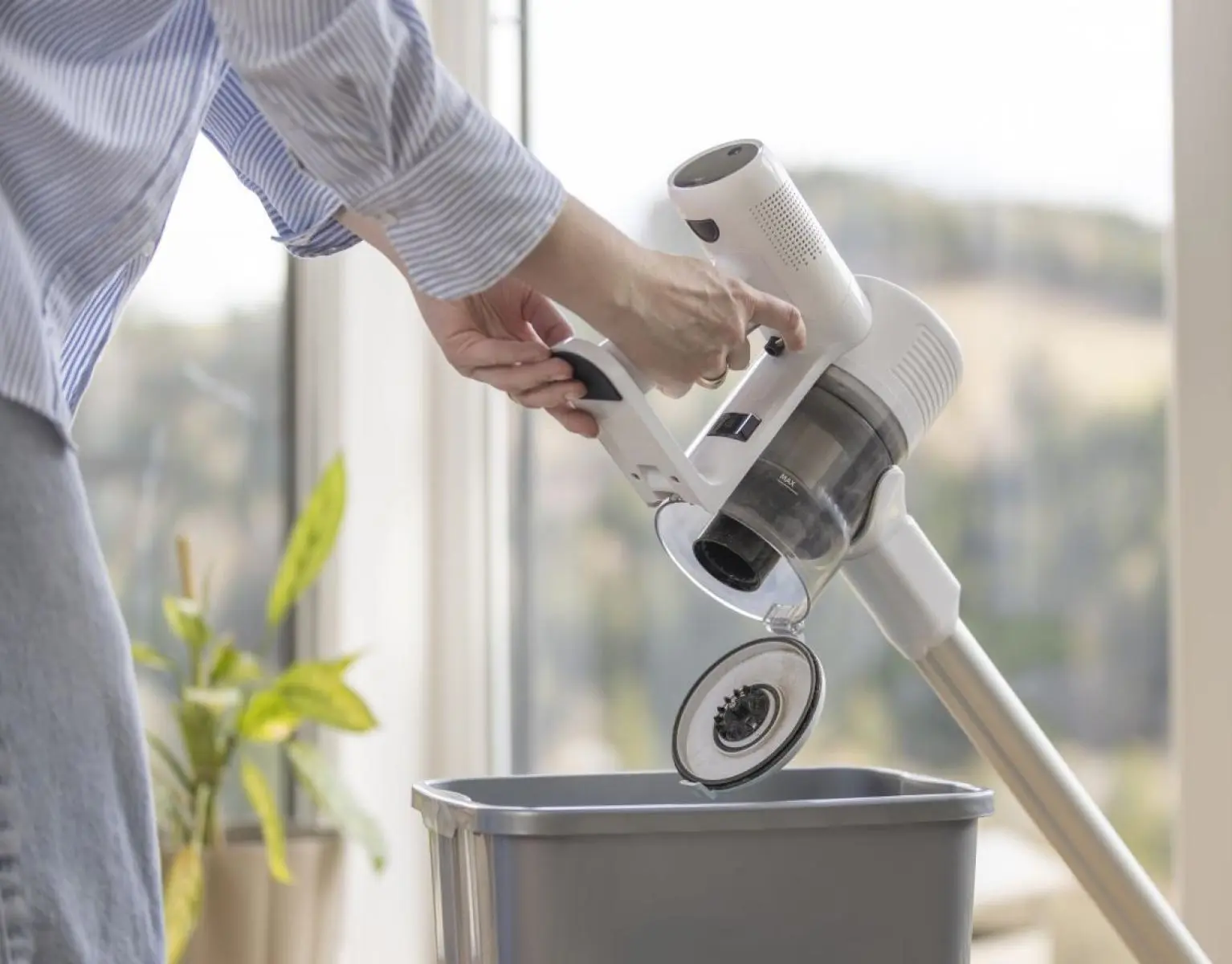 Aspirator vertical Gorenje SVC216290FFW (White)