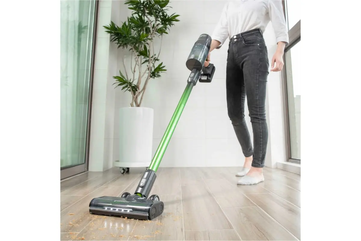 Aspirator cu acumulator GreenWorks 4700607UB (Green/Black)