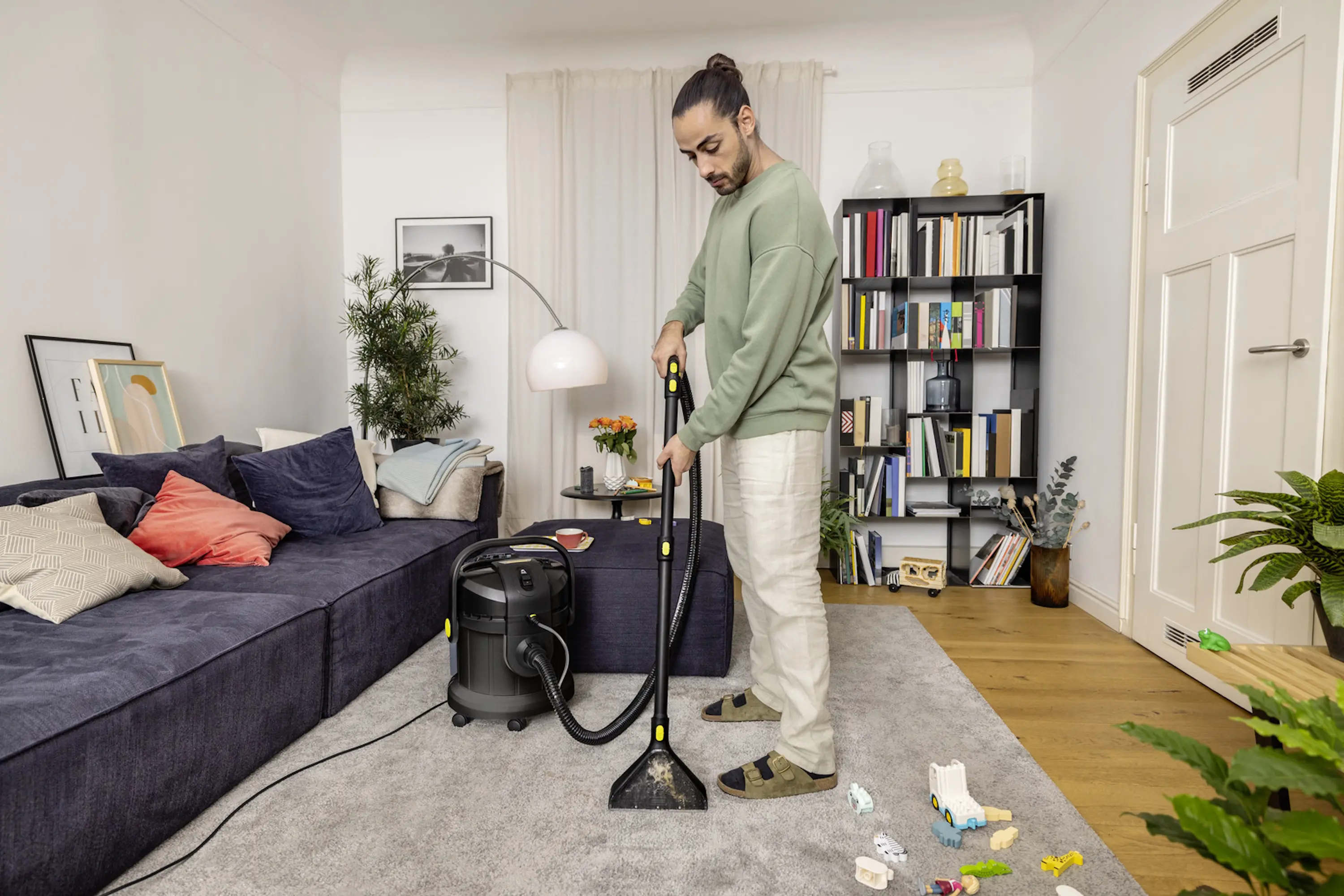 Моющий пылесос Karcher SE 4 Go!Further 1.081-172.0 (Black) - 2