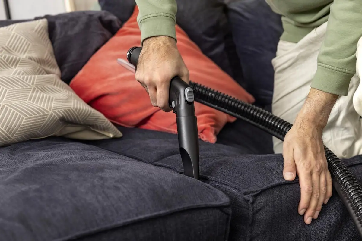 Aspirator cu spalare Karcher SE 4 Plus 1.081-170.0 (White/Black)