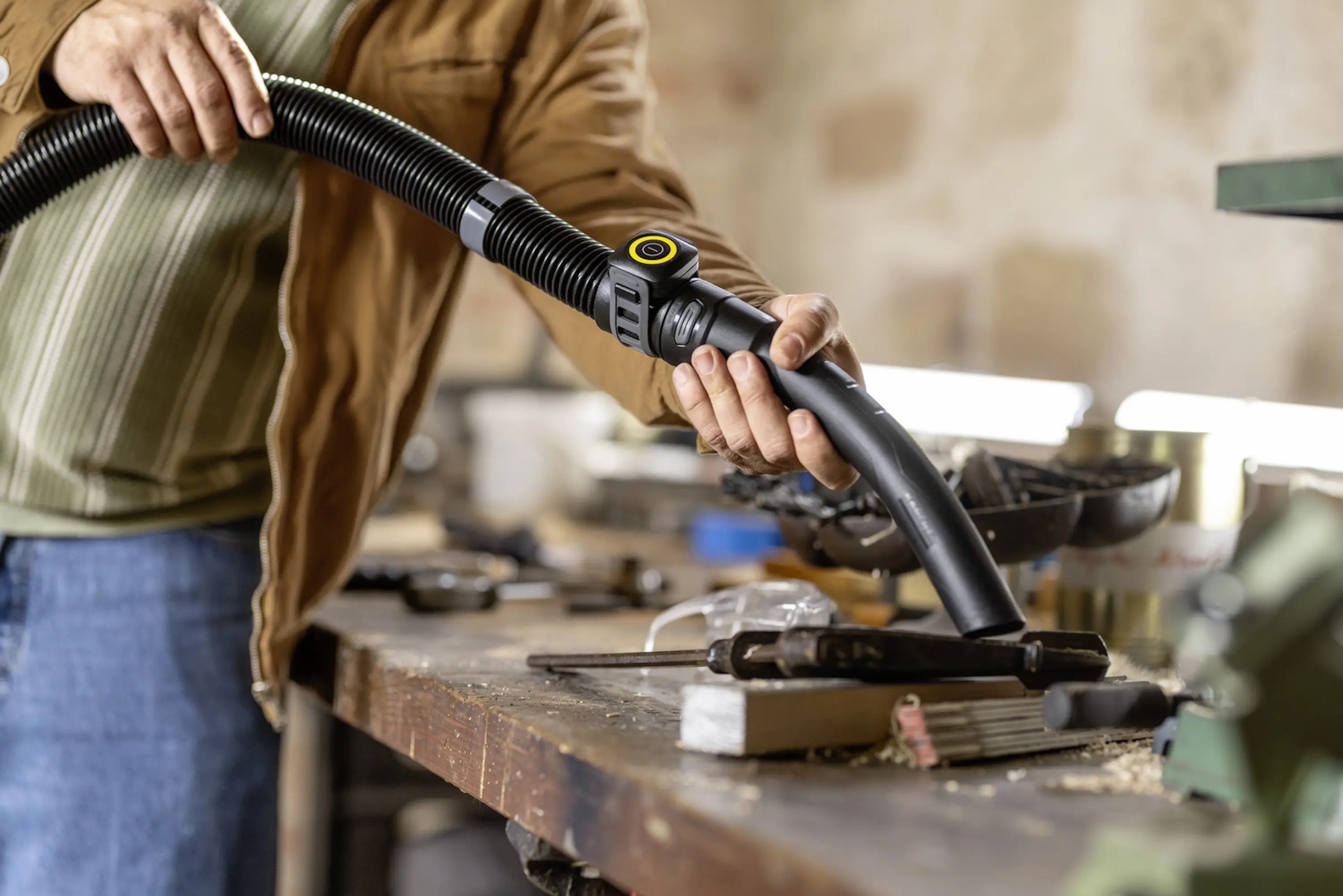 Пылесос Karcher WD 5 Control P 25/5/22 1.628-317.0 (Yellow/Black) - 5