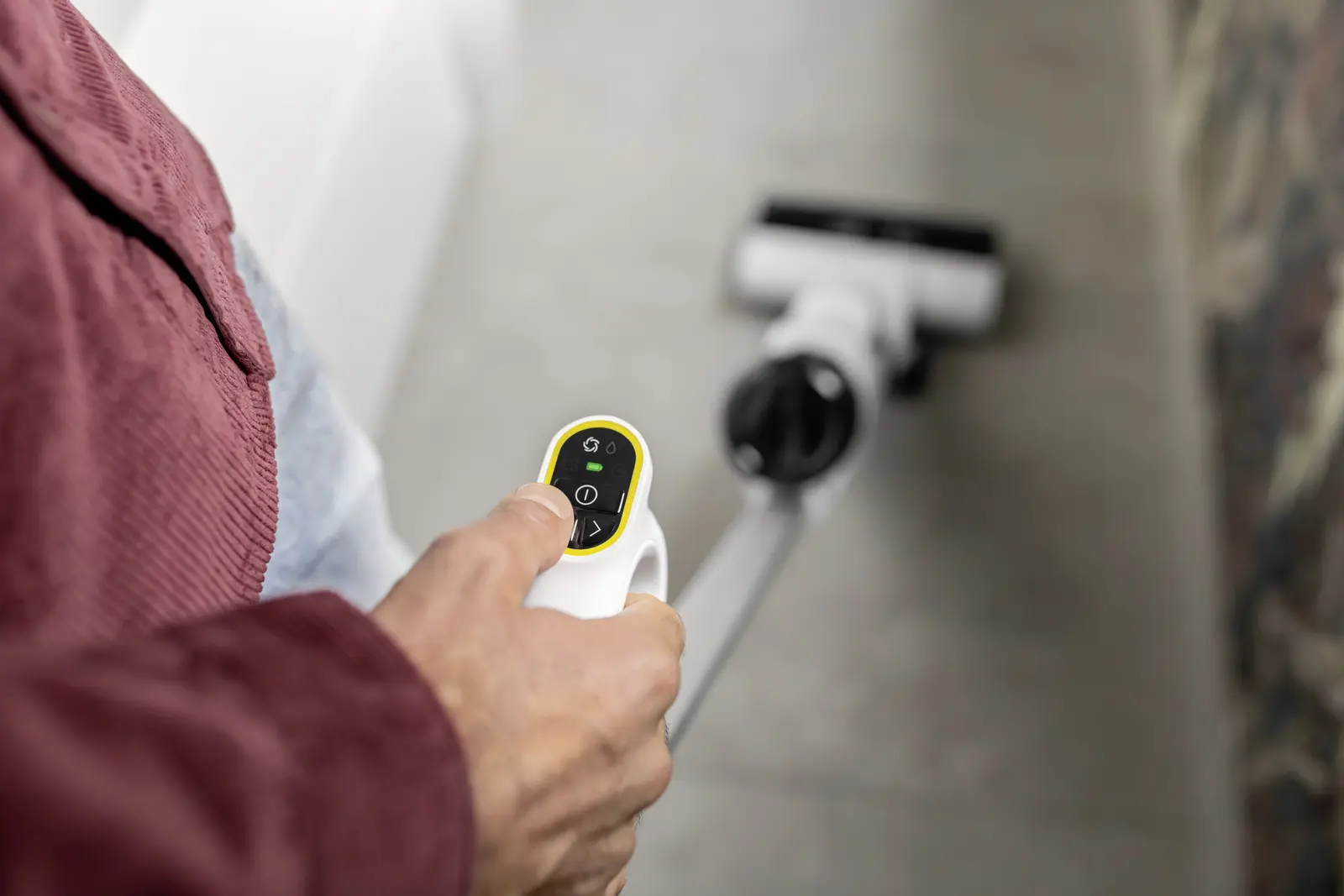 Вертикальный пылесос Karcher FCV 2 Natural N (White)