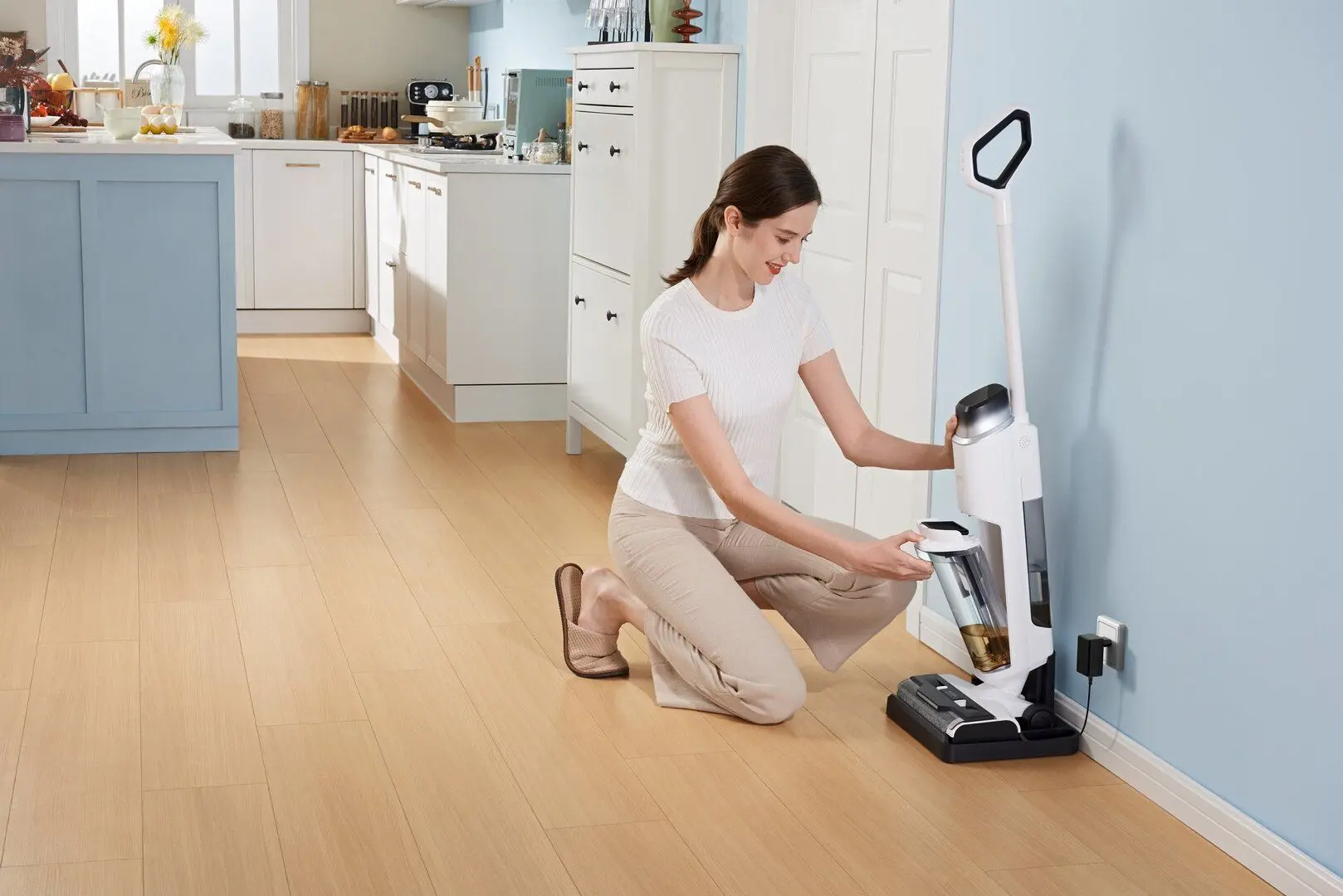 Aspirator vertical Mova K10 Pro (White)