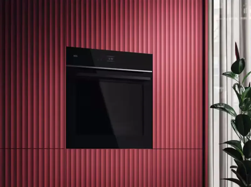 Cuptor electric incorporabil AEG TE7PB63ZAB (Black)