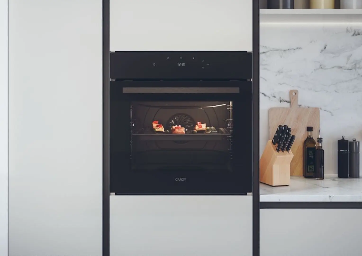 Cuptor electric incorporabil Candy FMBC T828S WF (Black)