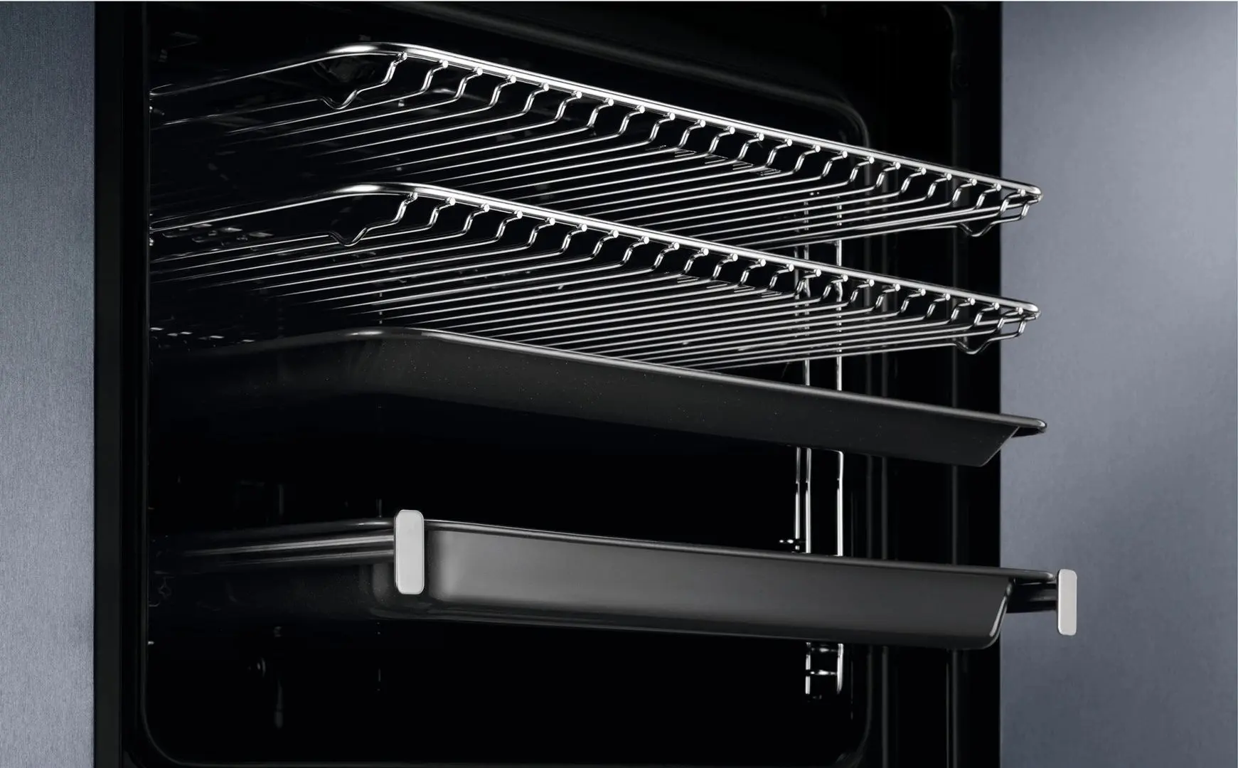 Встраиваемая электрическая духовка Electrolux 900 Pro EOA9S31CX (Black/Inox) - 6