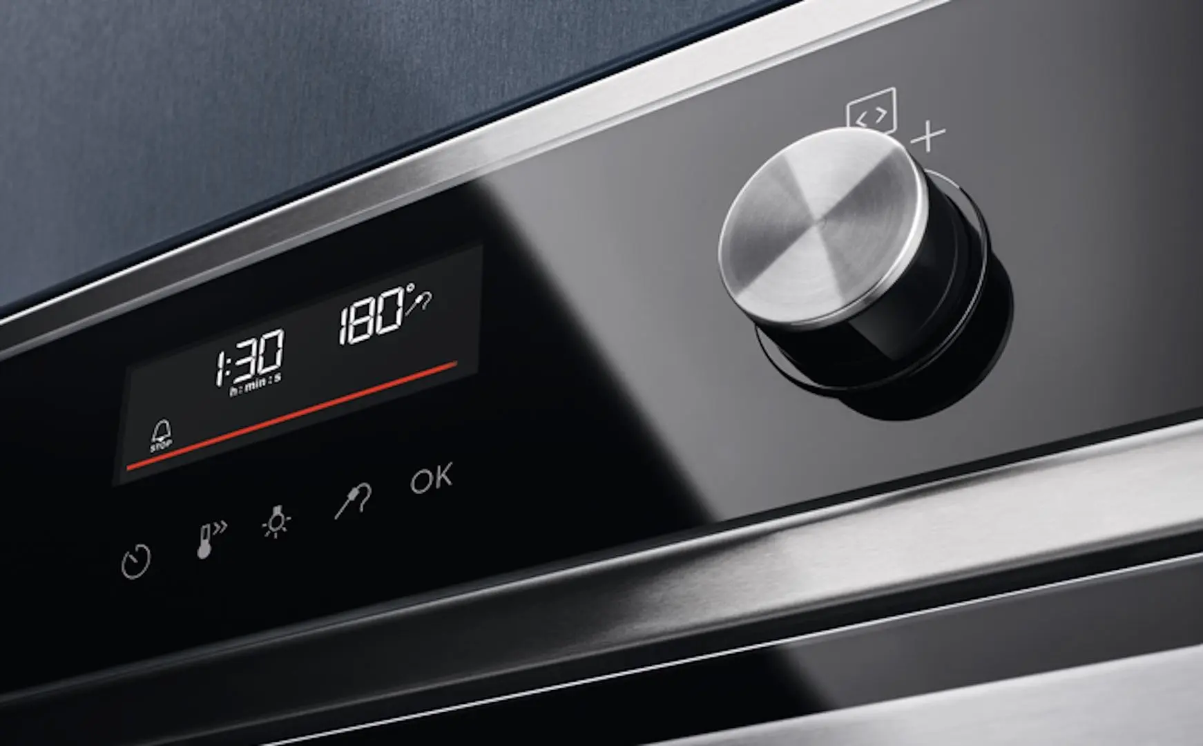 Встраиваемая электрическая духовка Electrolux EOC6H76X (Black) - 2