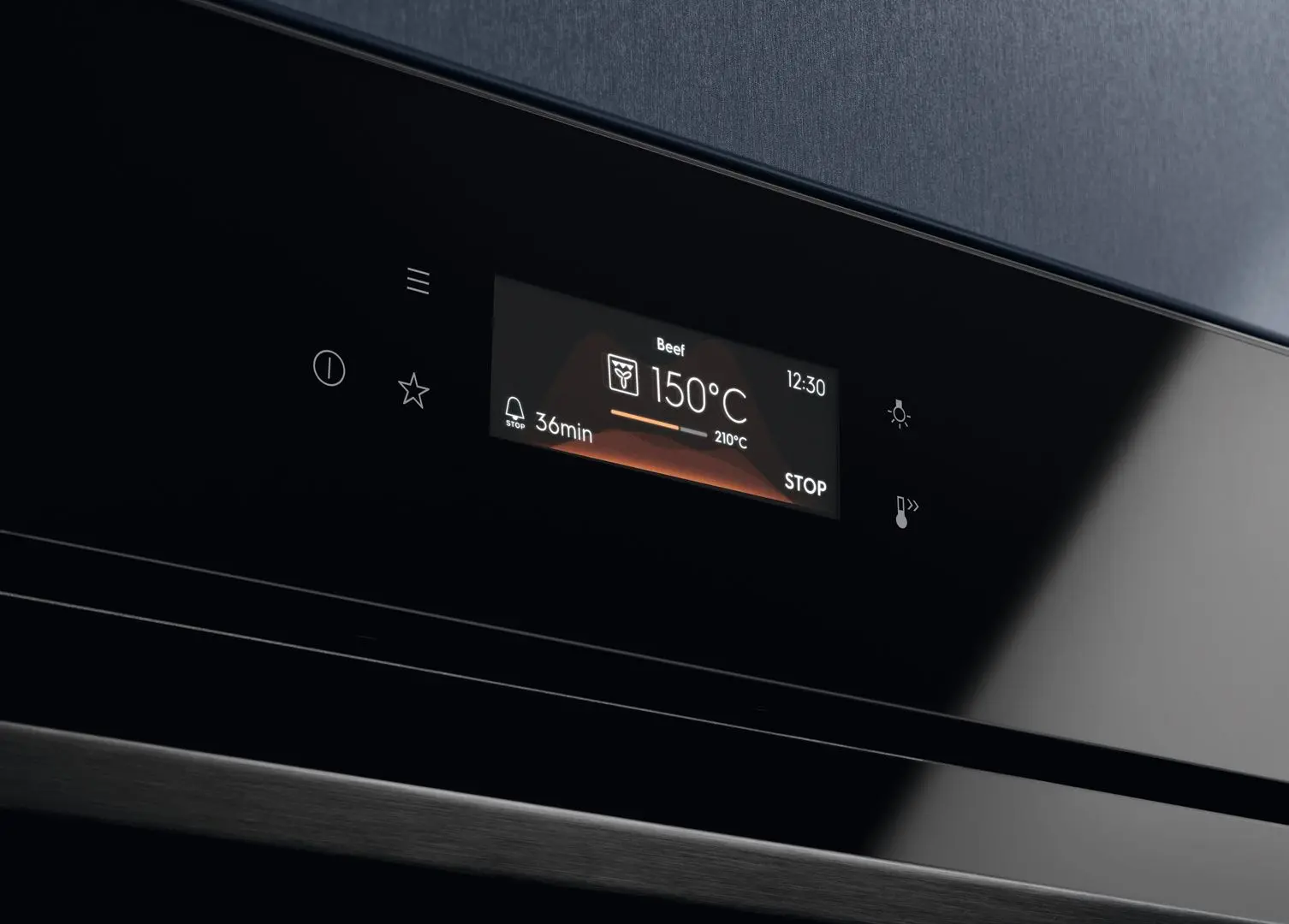 Встраиваемая электрическая духовка Electrolux SteamCrisp Pro 700 EOC8P39WZ (Black) - 2