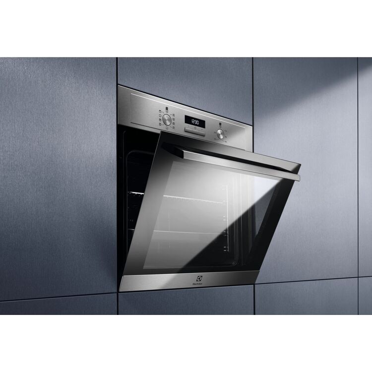 Встраиваемая электрическая духовка Electrolux SurroundCook 600 ...