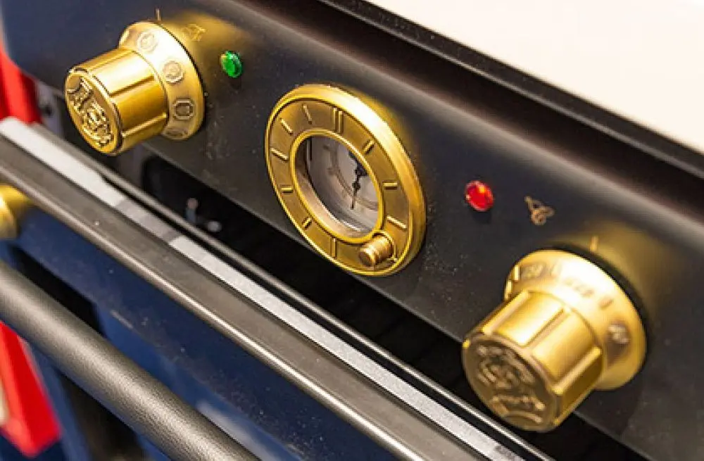 Cuptor electric incorporabil Kaiser EH 6424 BE (Black/Gold)