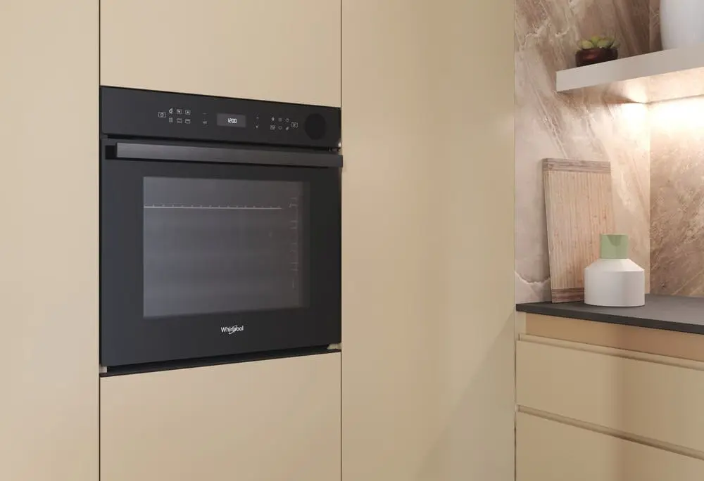 Cuptor electric incorporabil Whirlpool AKZ9S 8220 FB (Black)