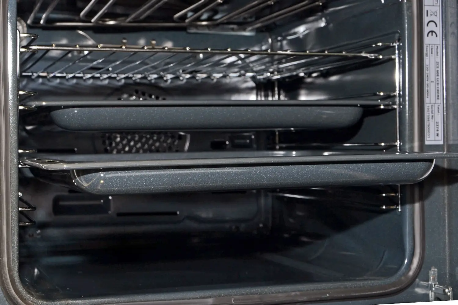 Cuptor electric incorporabil Zanetti ZCE 60E LCD (Creme)