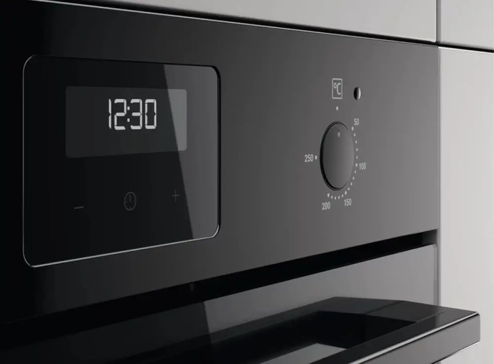 Cuptor electric incorporabil Zanussi ZOHIQ3K2 (Black) - 4