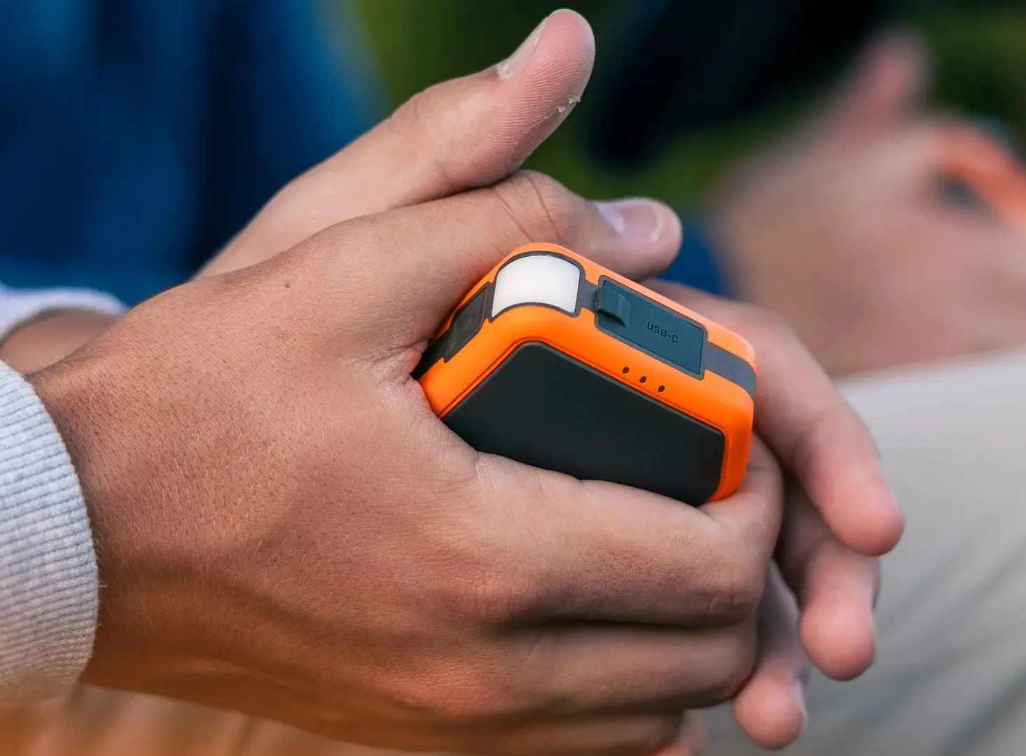 Incalzitor electric pentru maini Thaw THA-HND-0014-G (Grey/Orange)