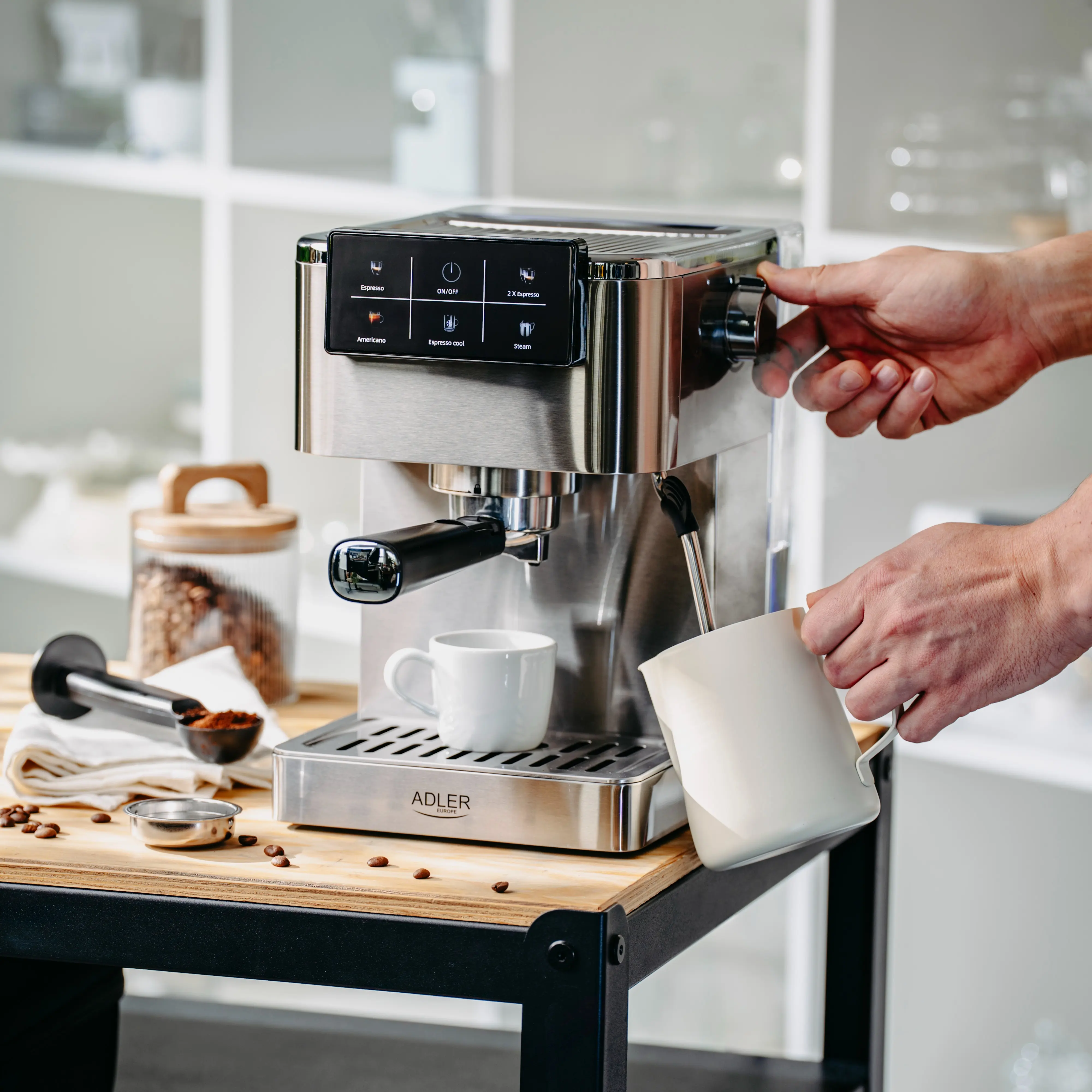 Aparat de cafea Adler AD 4390 (Inox) - 13