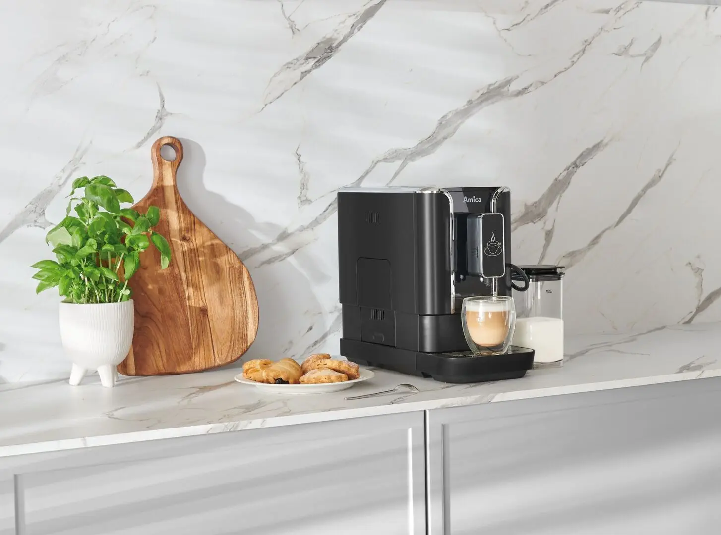 Aparat de cafea Amica Barista CT 5013 (Black)