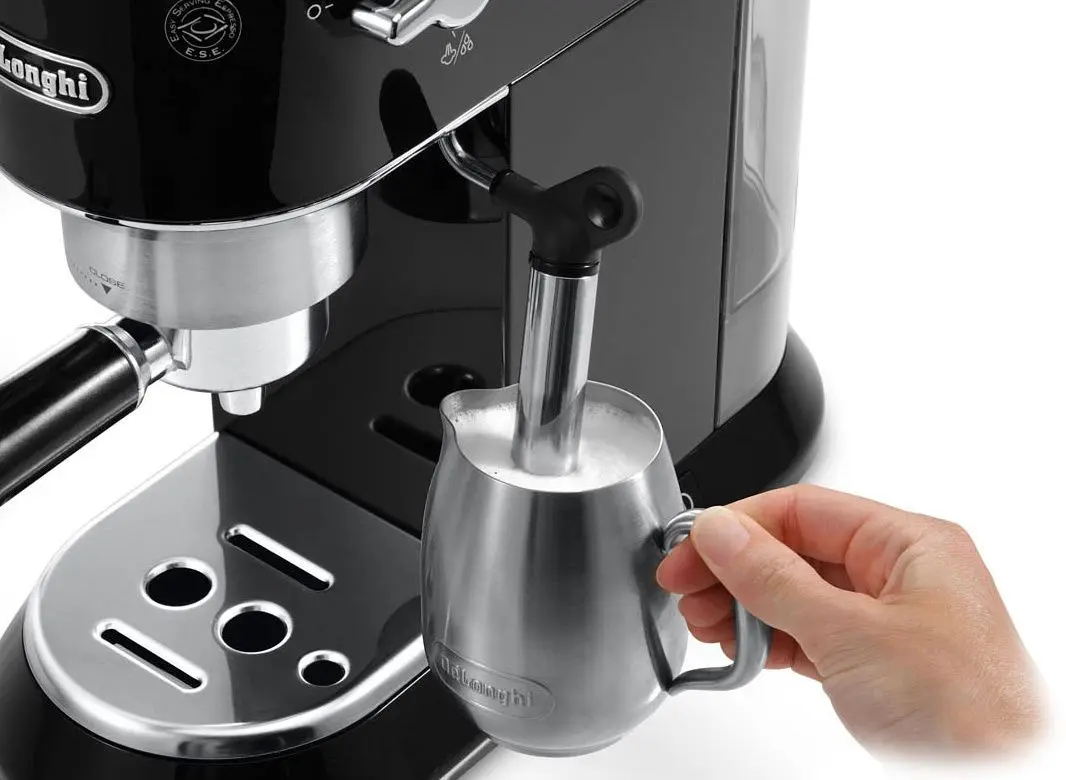 Кофемашина Delonghi Dedica Style EC685.BK (Black) - 5