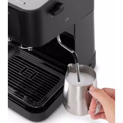 Кофемашина DeLonghi EC235.BK (Black) Thumb