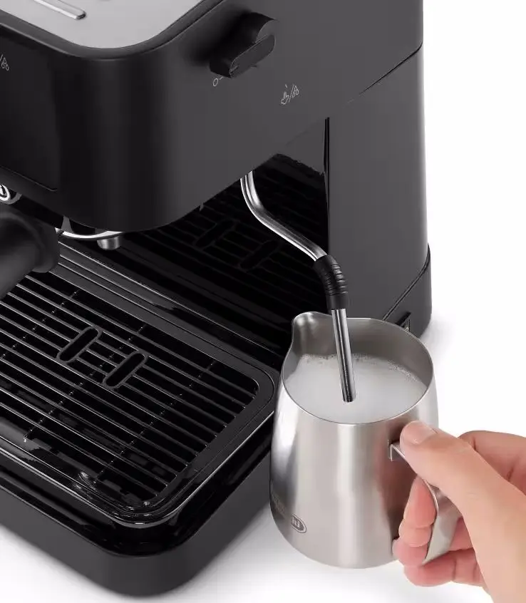 Кофемашина DeLonghi EC235.BK (Black) - 3