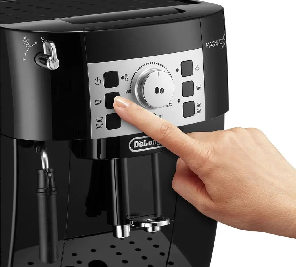 Aparat de cafea Delonghi Magnifica S ECAM 22.115.B (Black)