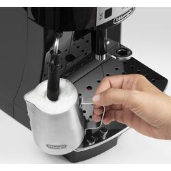Кофемашина DeLonghi Magnifica S ECAM 22.115B (Black) Thumb