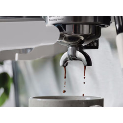 Кофемашина  Electrolux E8EC1-8SW (White) Thumb