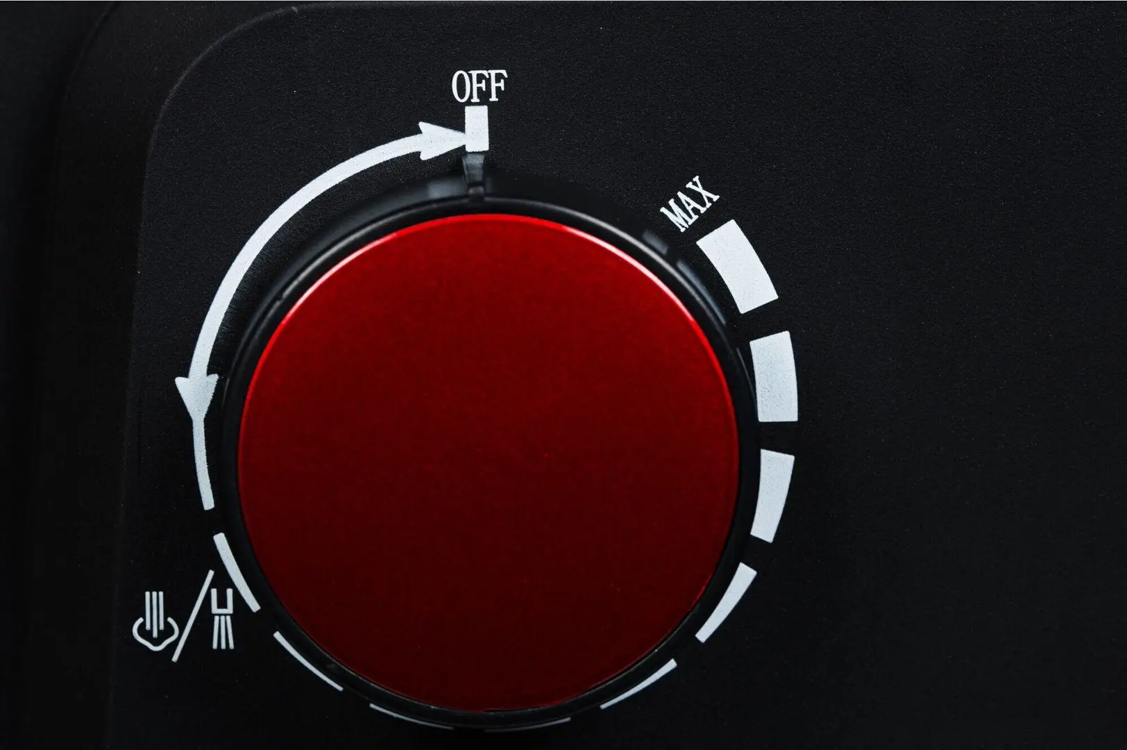 Кофемашина Finlux FEM-1691 (Impression Red)