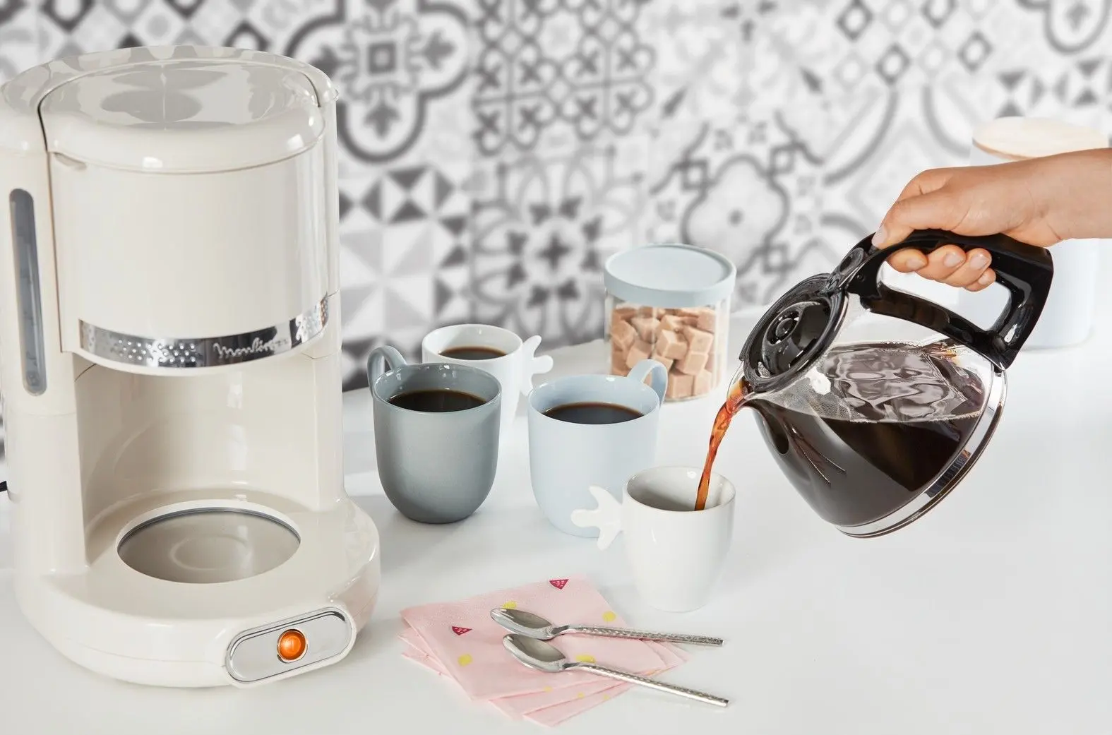 Кофеварка Moulinex Soleil FG385A30 (White) - 6