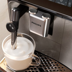 Кофемашина Philips EP3324/40 (Black) Thumb