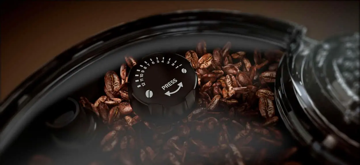 Aparat de cafea Saeco Xelsis SM7580/00 (Black)