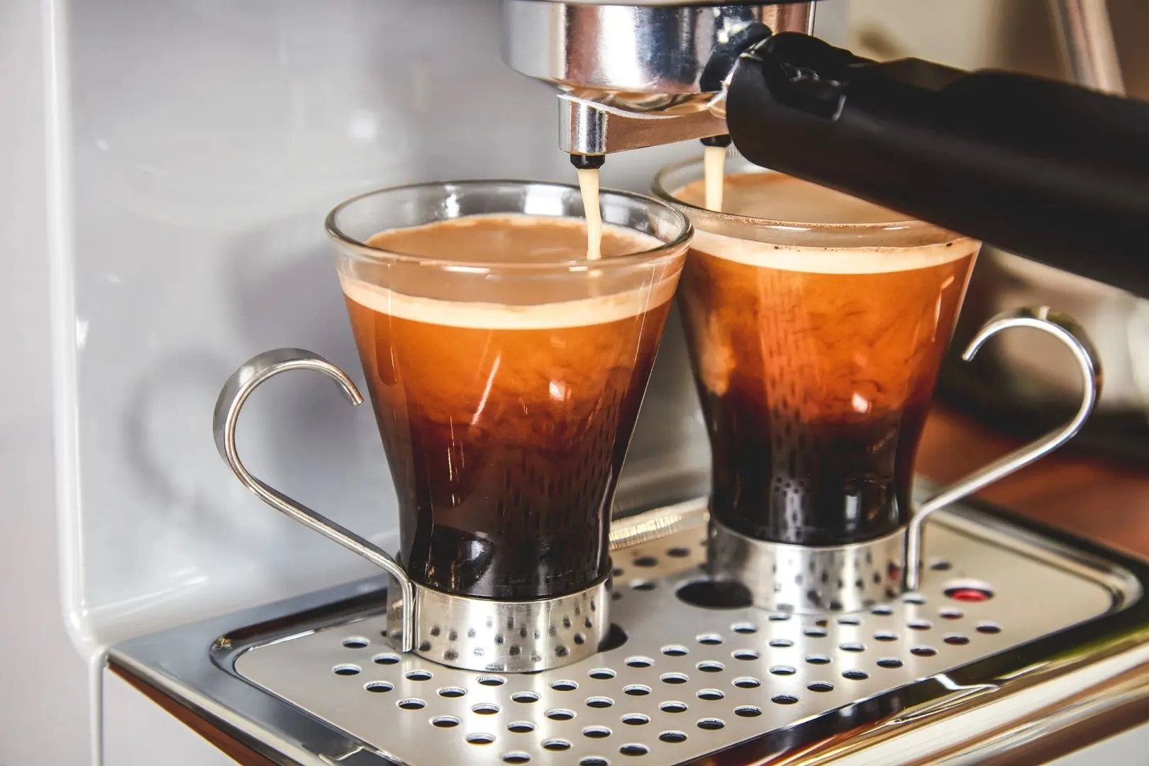 Aparat de cafea Swan Retro SK22110GRN (Grey)