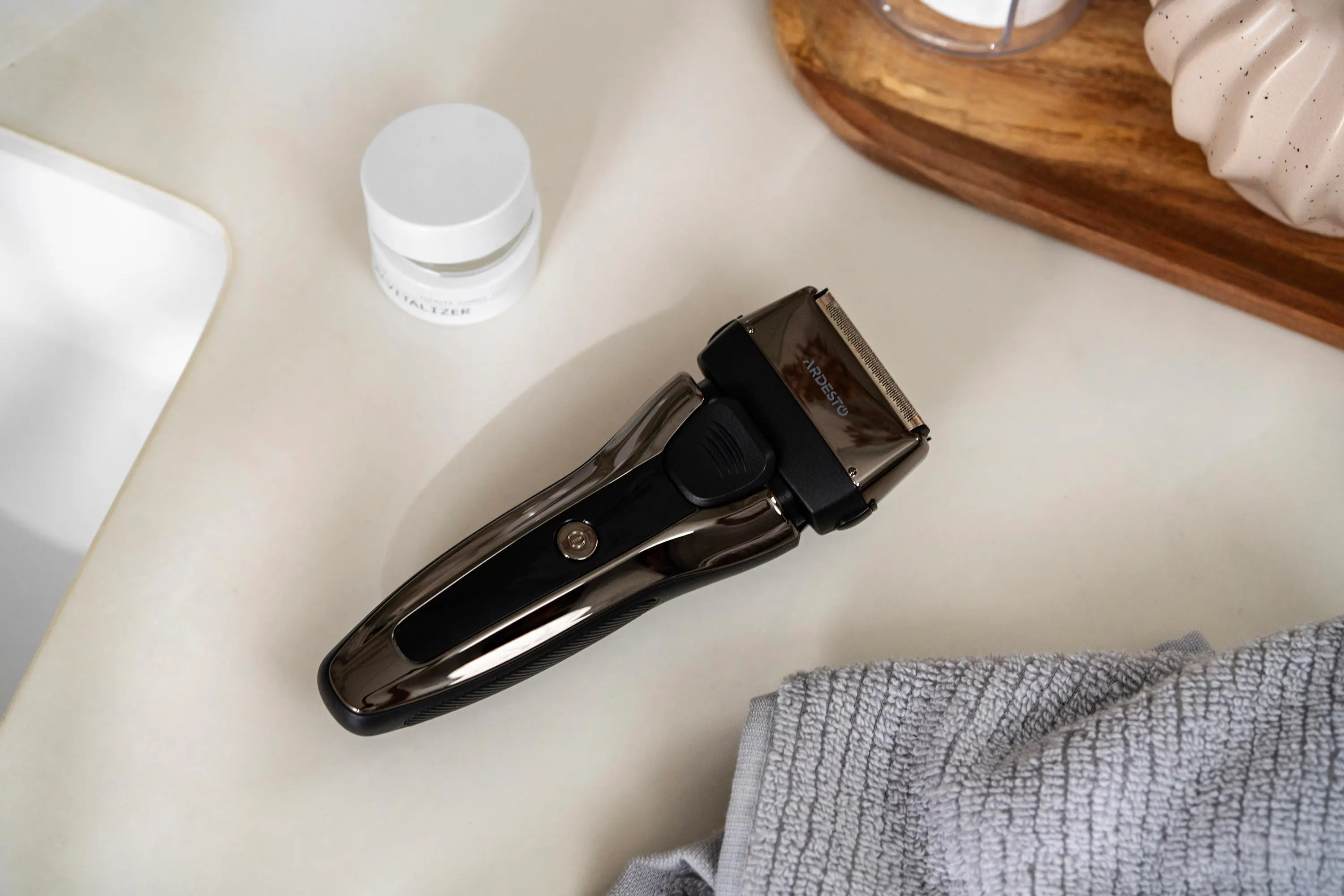 Электробритва Ardesto SHR-B8WDR (Black)