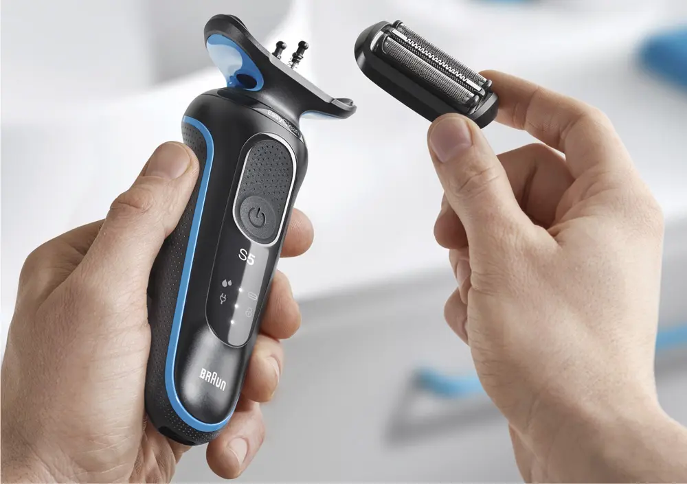 Aparat de ras electric Braun 51-B1000s (Black/Blue)