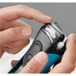 Электробритва Braun Wet&Dry 3 3010 (Black/Blue) Thumb