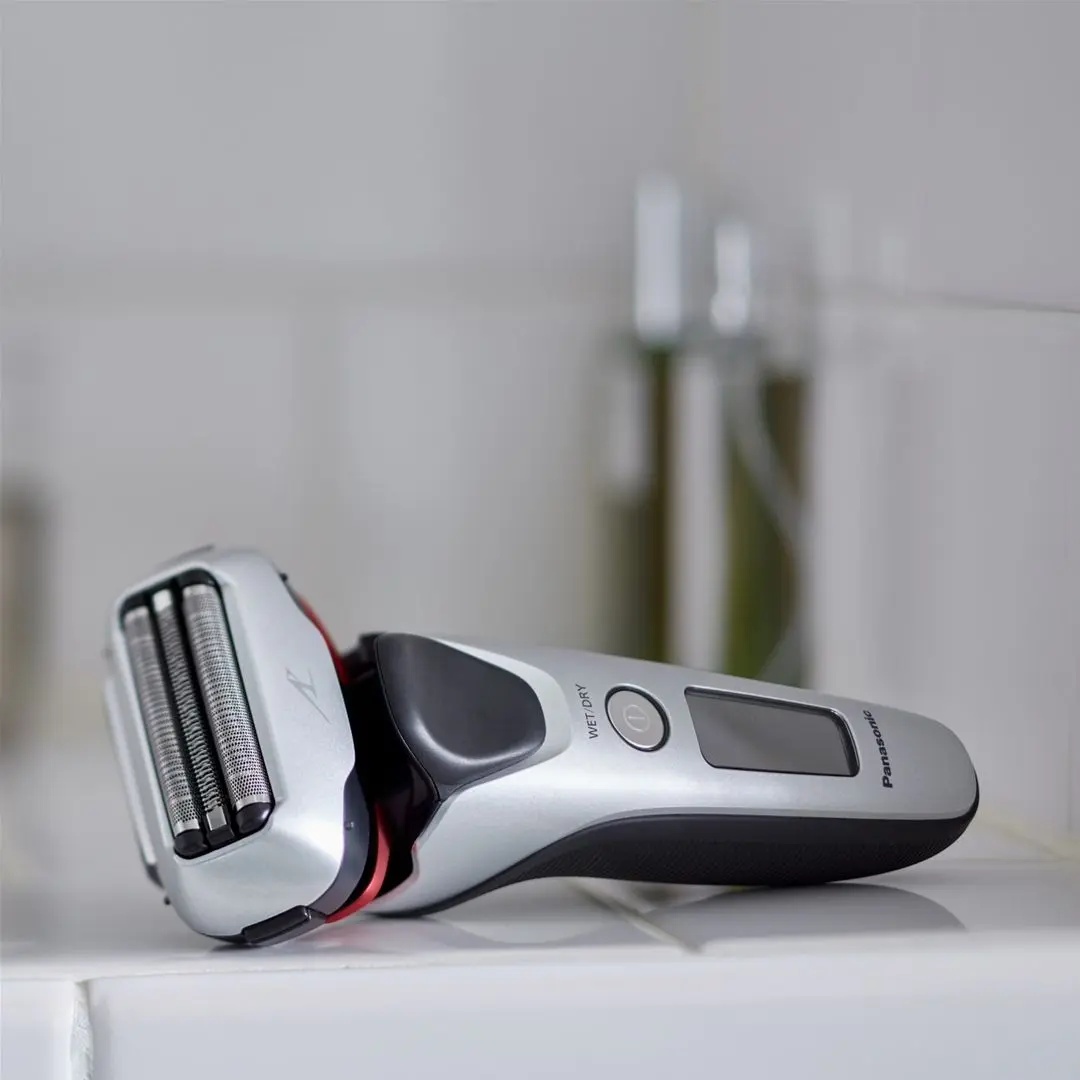 Электробритва Panasonic ES-LT2N-S820 (Silver/Black)