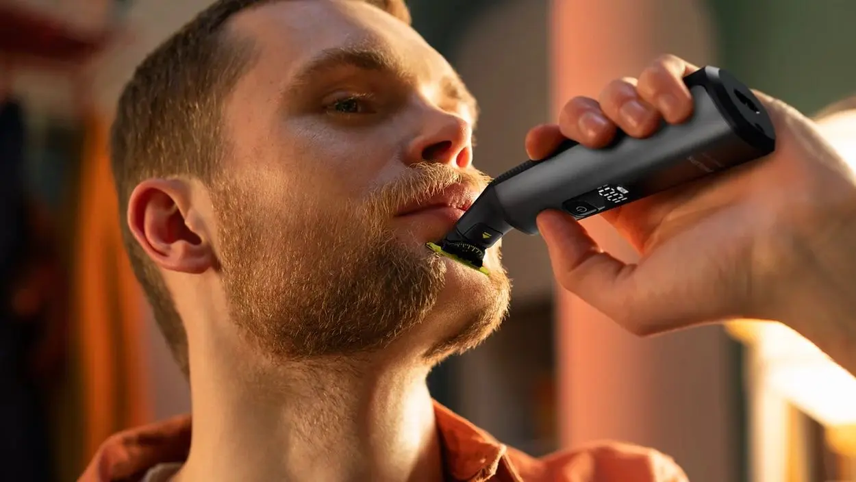 Aparat de ras electric Philips QP6552/15 (Chrome)