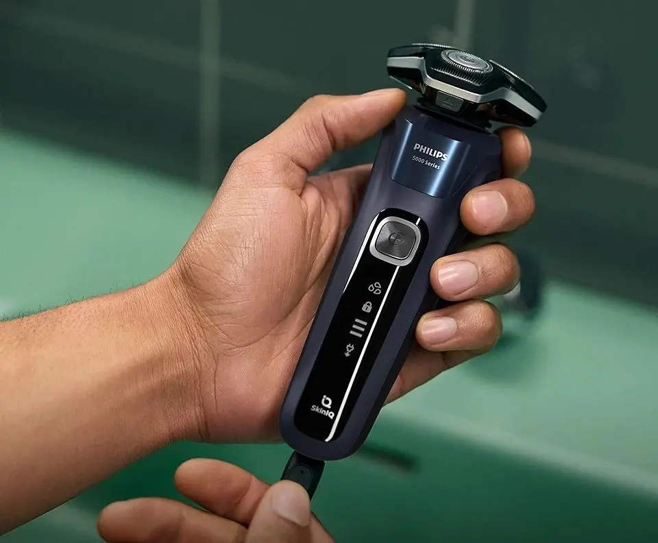 Aparat de ras electric Philips S5885/10 (Blue)