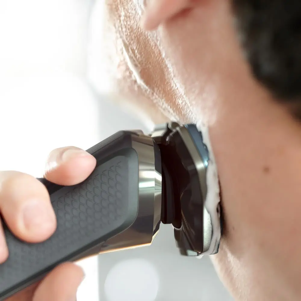 Электробритва Philips Series 7000 SkinIQ S7783/59 (Black)