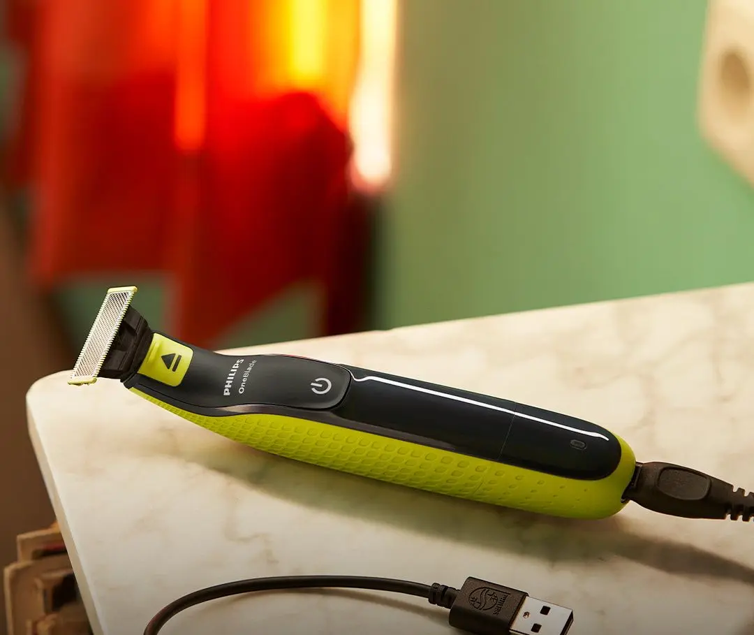 Триммер Philips OneBlade QP2724/20 (Black/Green) - 4