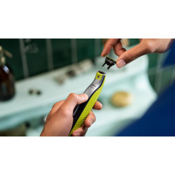Триммер Philips QP2734/23 OneBlade (Black/Yellow) Thumb