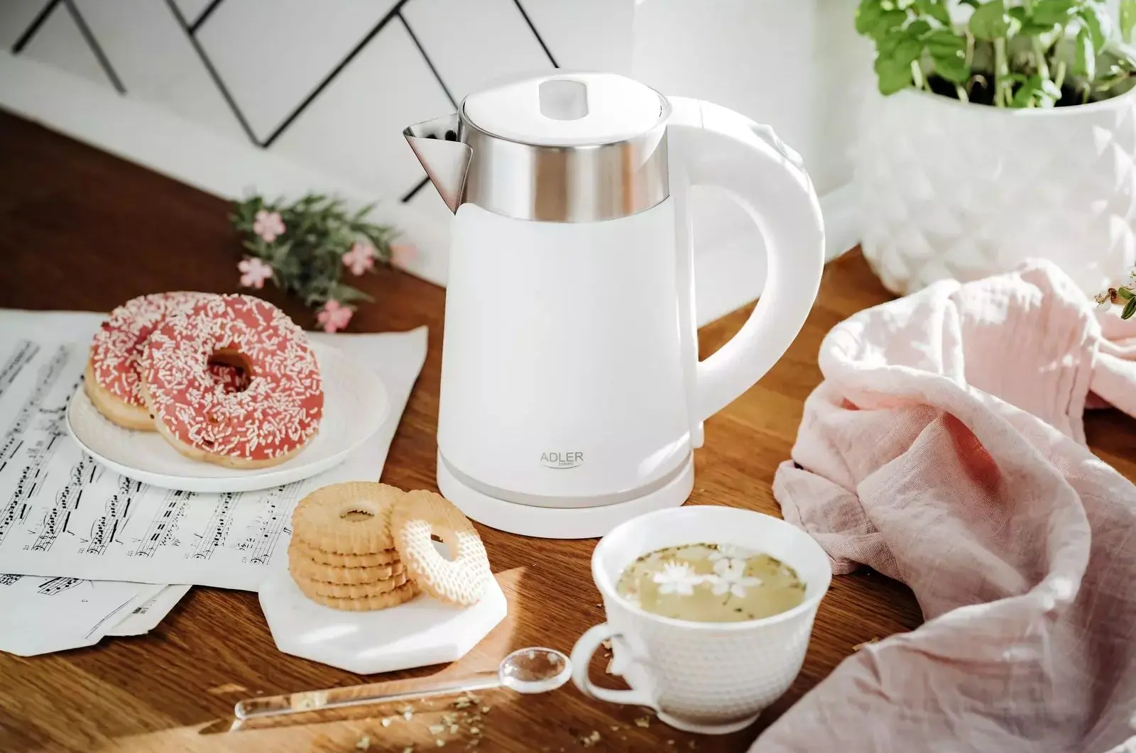 Fierbator electric Adler AD 1372 (White)