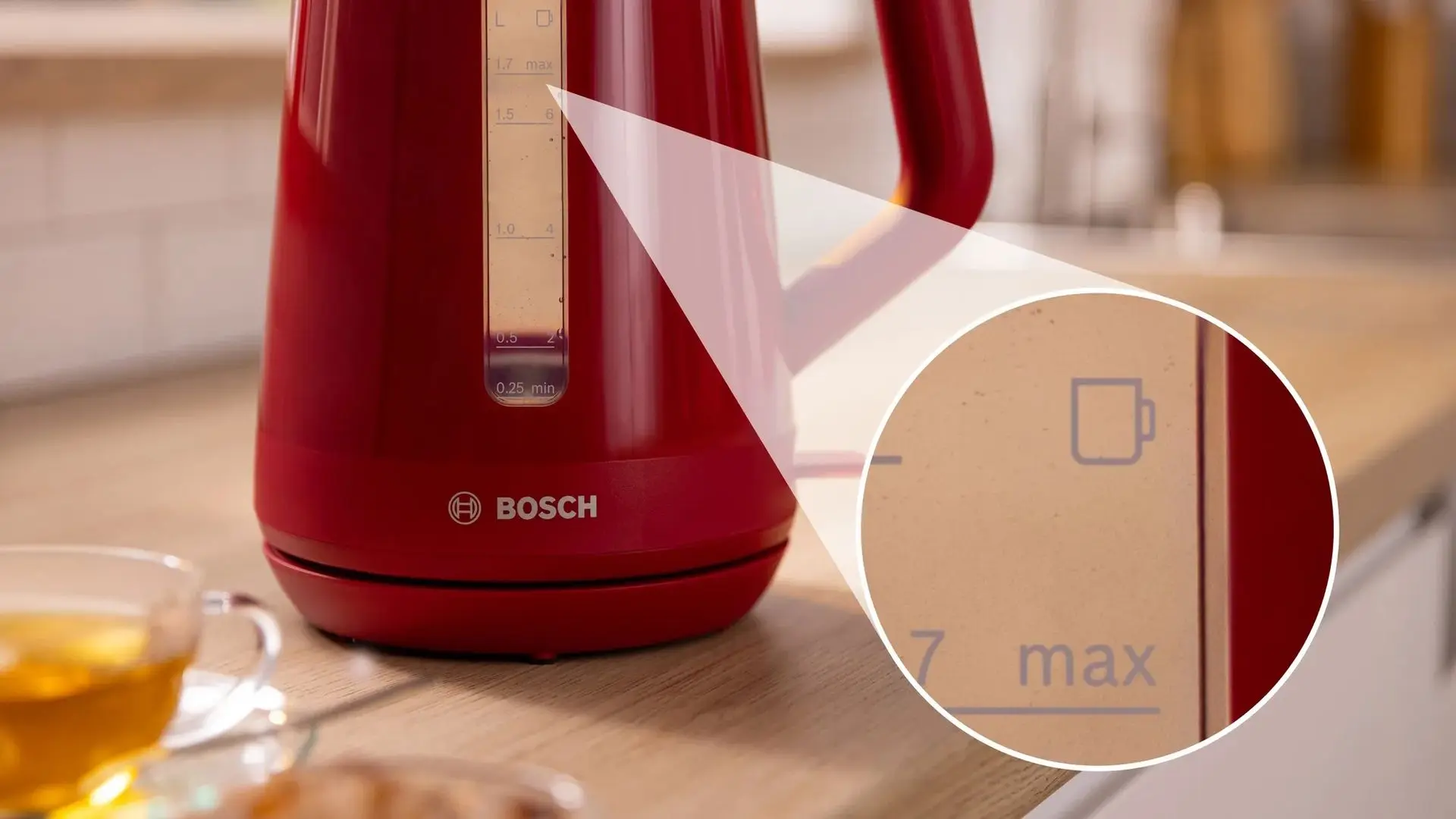 Электрочайник Bosch MyMoment TWK1M124 (Red)