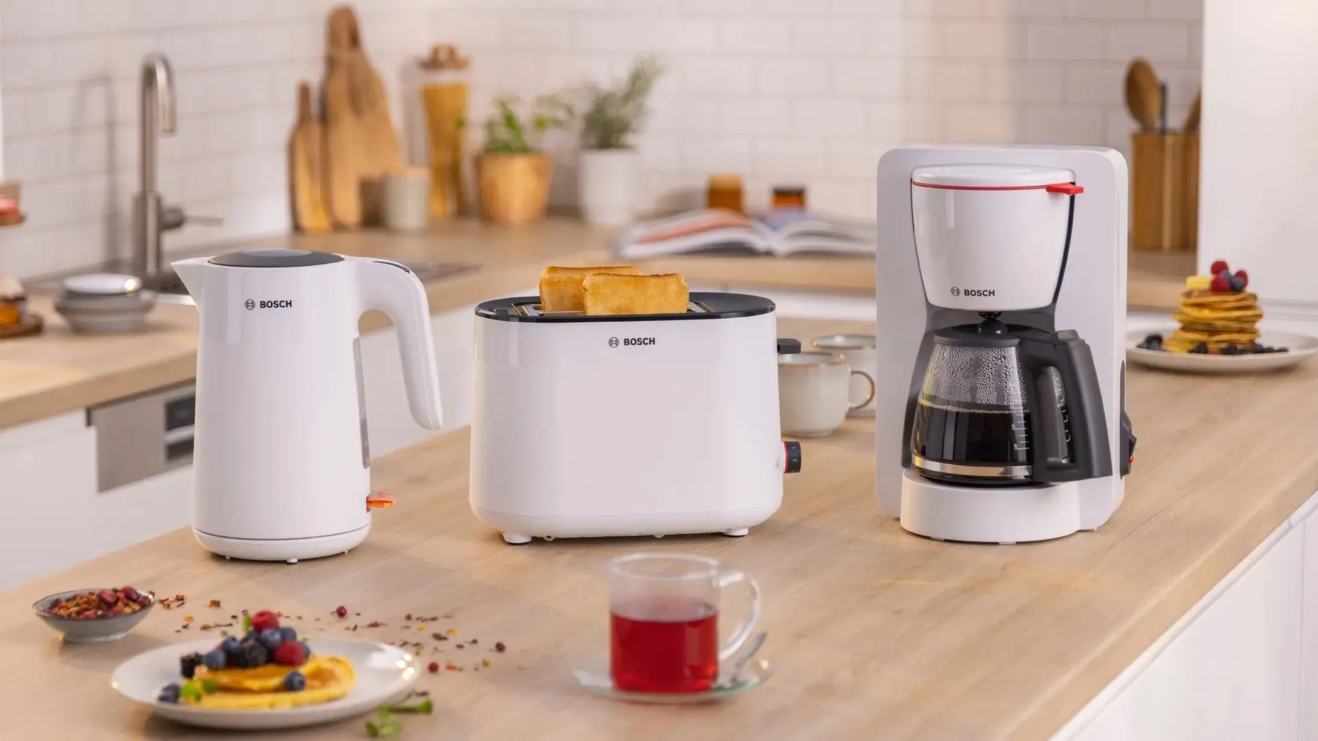 Электрочайник Bosch MyMoment TWK2M161 (White)