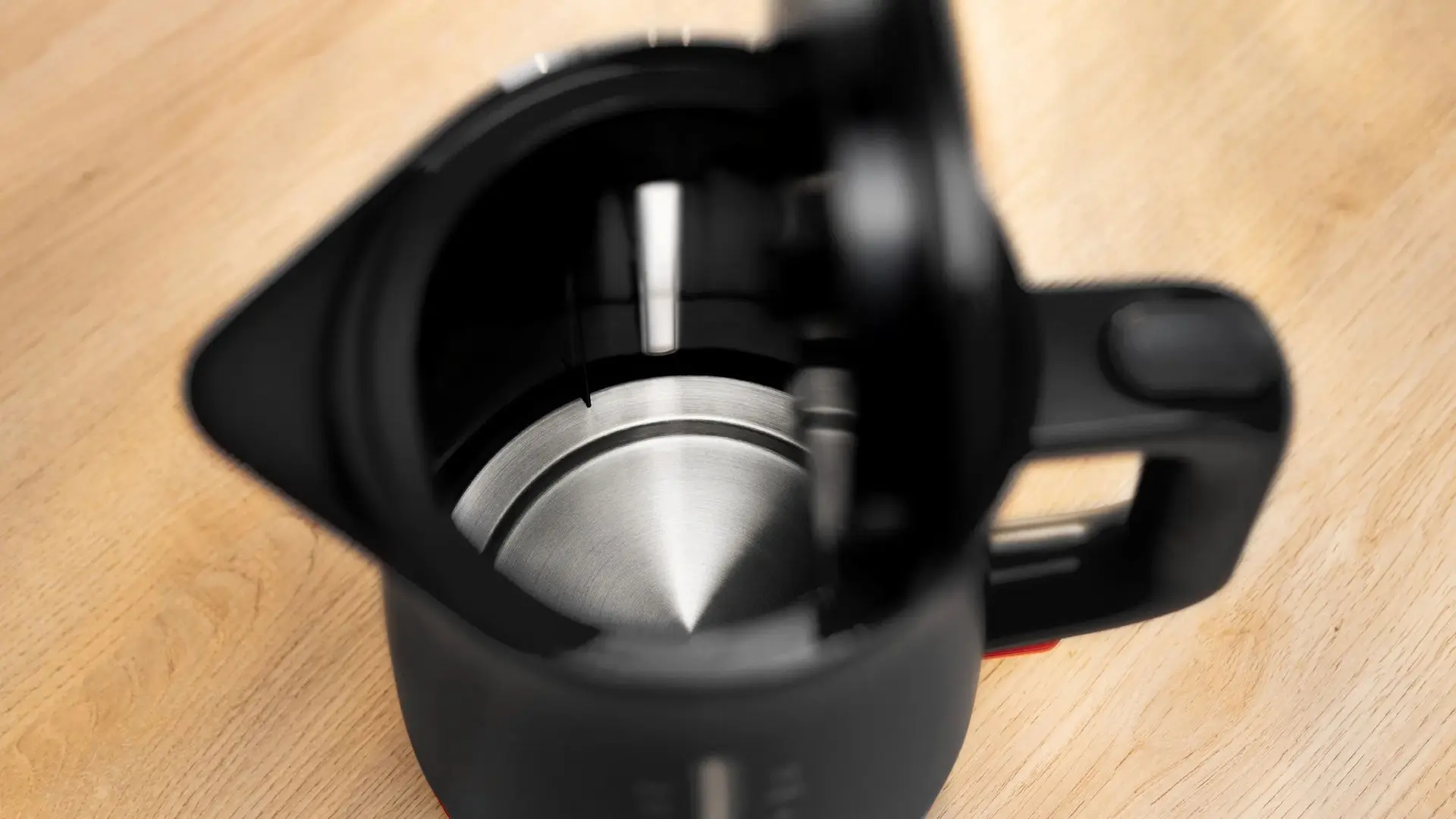 Электрочайник Bosch MyMoment TWK3M123 (Black)