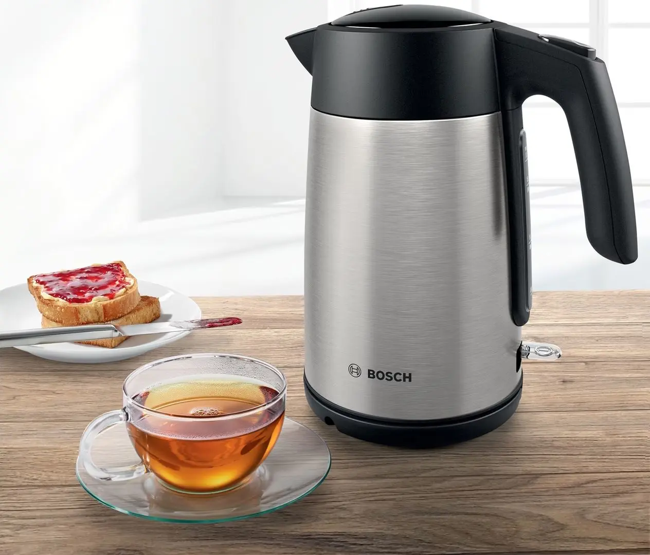 Электрочайник Bosch TWK7L460 (Inox/Black)